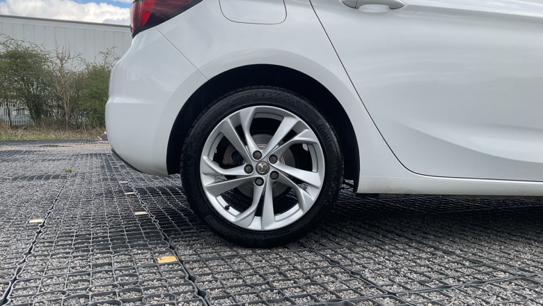 Vauxhall Astra 1.0T 12V ecoFLEX SRi 5dr Petrol Hatchback